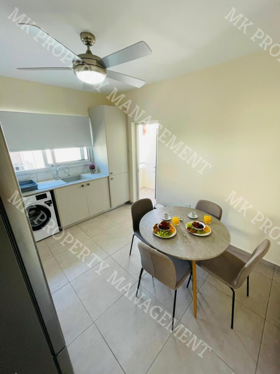 Milos City Center Apts No.34 Lárnaka Kültér fotó